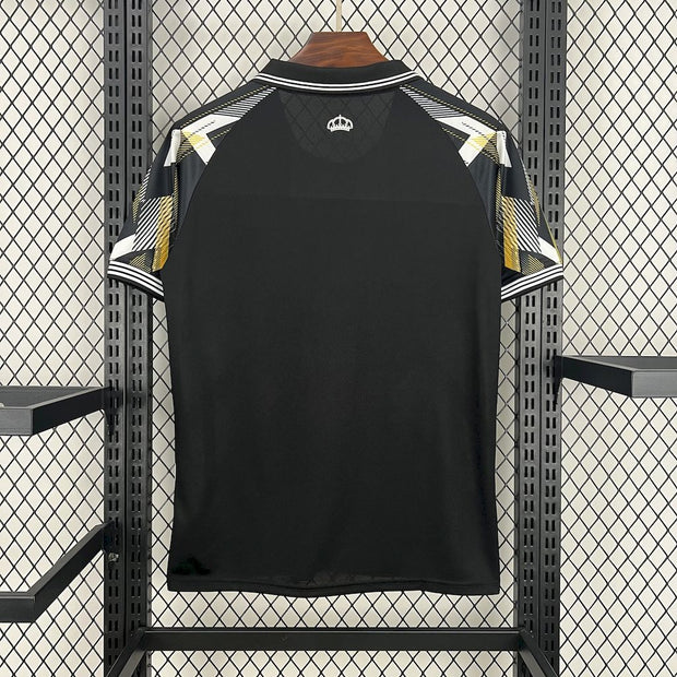 Real Madrid 2025/26 Retro Special Edition Jersey